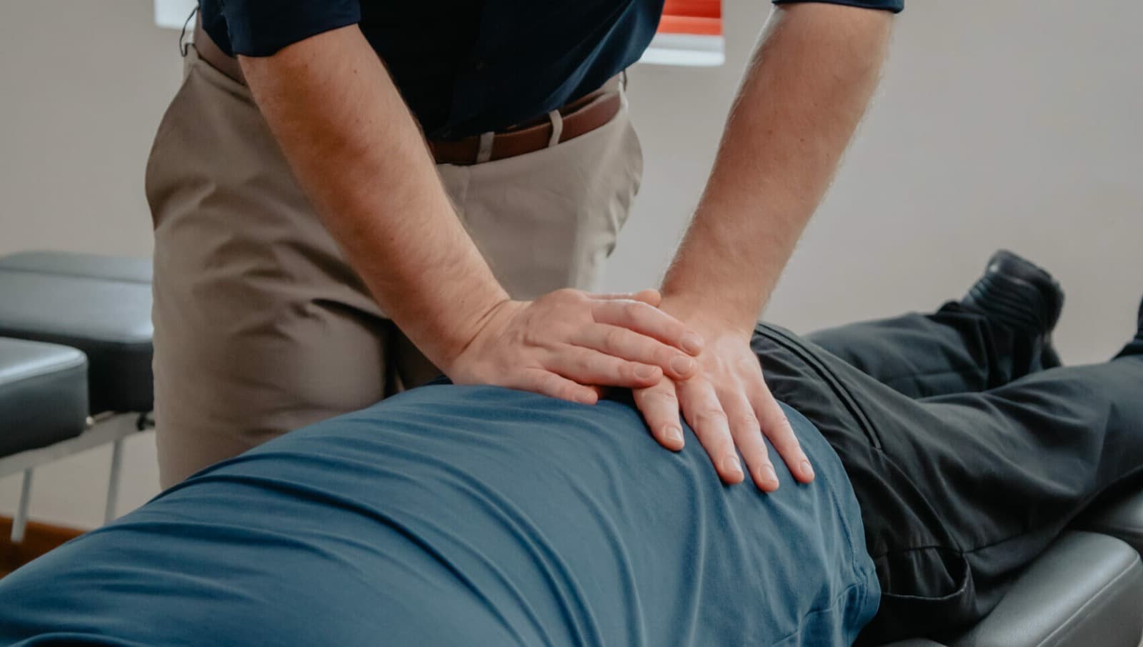 8 Best Chiropractors in Singapore 2026 — First-Visit Deals From $29, and the Fine Print Those Trial Prices Hide