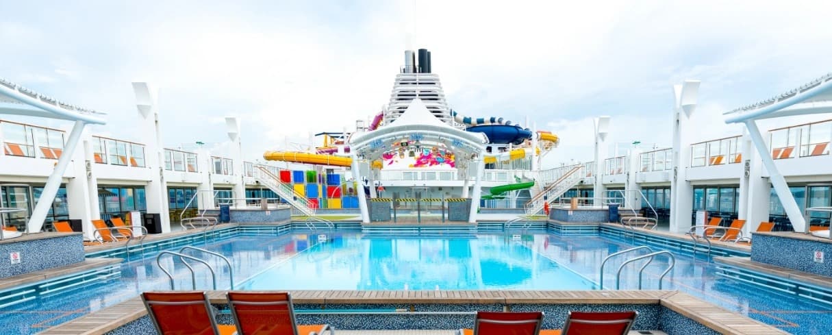 8 Best Cruises From Singapore 2026: Every Ship at Marina Bay, With Real Starting Fares