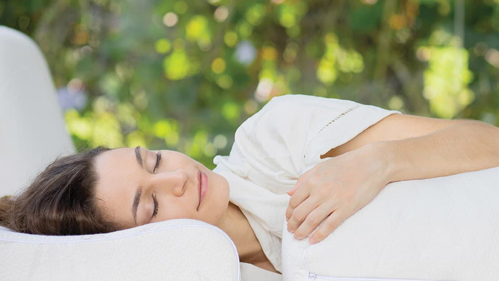 8 Best Pillows in Singapore (2026): Latex, Memory Foam and Fibre From $3.90 to $429
