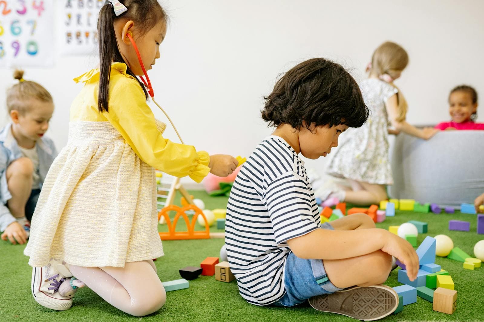 7 Best Enrichment Classes for Preschoolers in Singapore (2026) — Right Brain Training, Drama & More