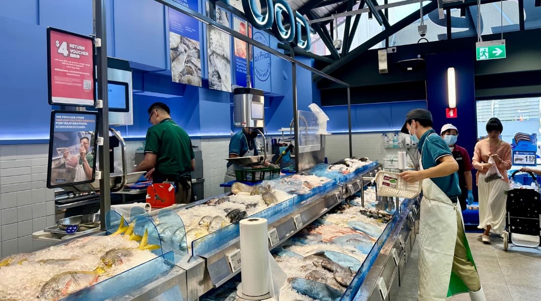 FairPrice's New Elias Mall Store Opens 24 Hours and Is Built Like a Wet Market: Free Vacuum-Packing, $5 Bentos and a Stamp Card That Runs to 1 Nov