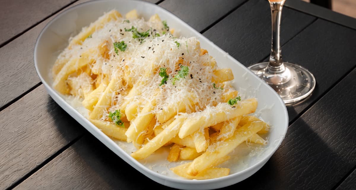 Harry's November App Deals: Free-Flow Truffle Fries With Any Drink (1-15 Nov, 3-8pm), Then a Free Guinness Half-Pint for Moustache Wearers and $11 Pints at U.P. $18 (16-30 Nov)