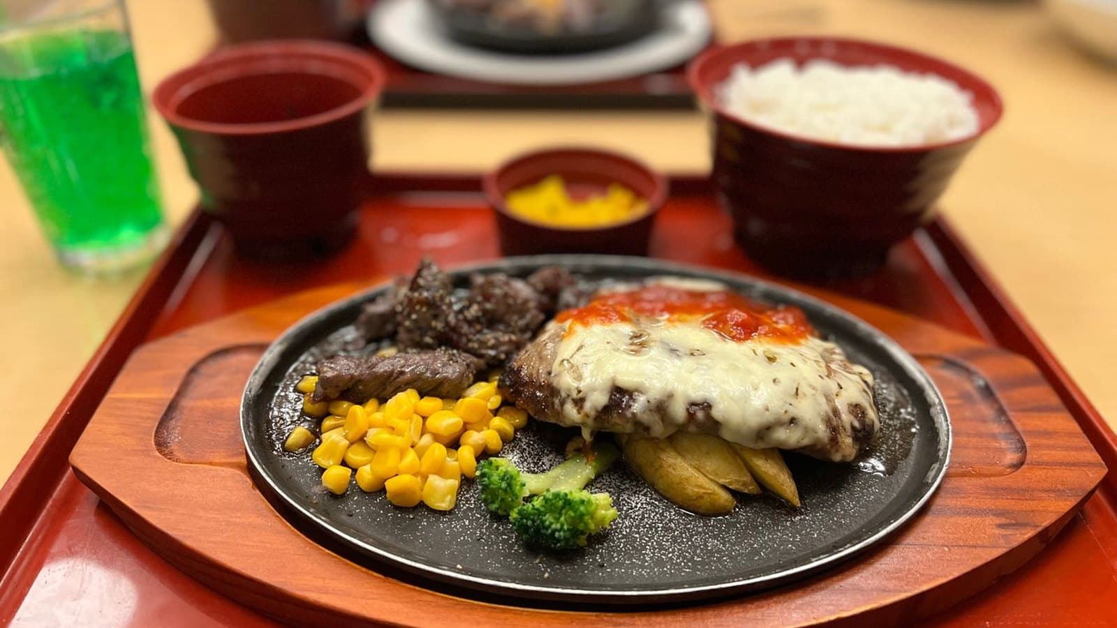 Tokyo's Viral Charcoal-Grilled Hamburg, Hikiniku to Come, Is Now at VivoCity — One $27.90 Set, 3 Patties + Unlimited Rice