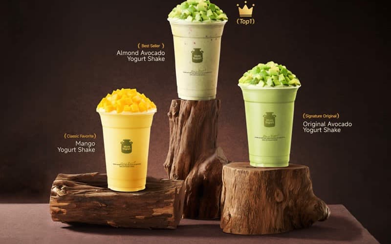 MoreYogurt 茉酸奶酸奶昔买一送一 —— 星耀樟宜今日起至 8 月 16 日,Waterway Point 8 月 17–19 日(三款,无最低消费)