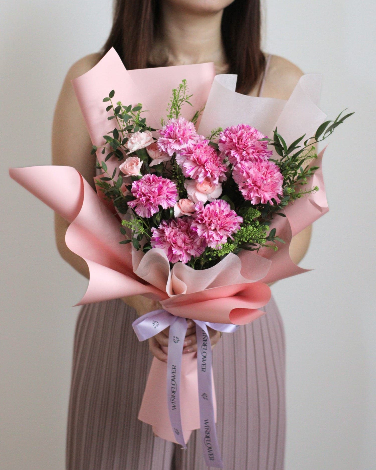 Mother's Day Flower Delivery Singapore — 5 Best Florists Compared (Same-Day Cut-Offs & Prices)