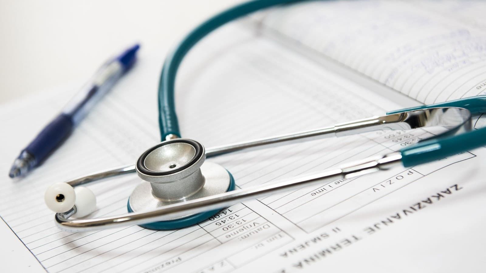 5 Best Personal Accident Insurance Plans in Singapore (2026) — Real Yearly Premiums From S$92.82, Compared