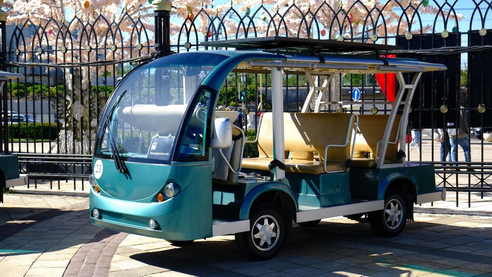 You Can Ride Singapore's First Driverless Public Shuttle in Punggol — Free For Now (Ai.R)