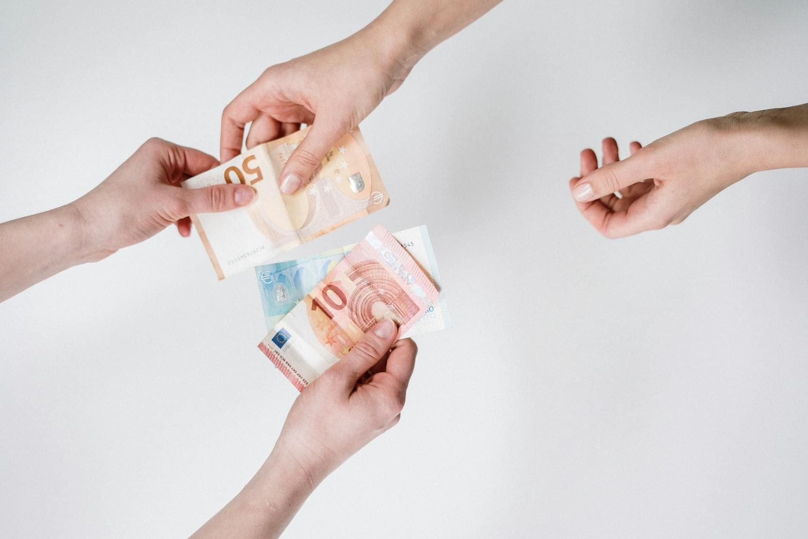 5 Best Remittance Apps in Singapore (2026) — Wise, Instarem, YouTrip & More