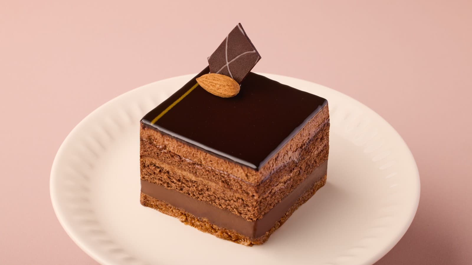 Rive Gauche's 33rd Anniversary: Its Signature Guanaja Chocolate Cake (Size 5) Is Just $33.30, U.P. $52 — All Outlets, 19–21 Aug