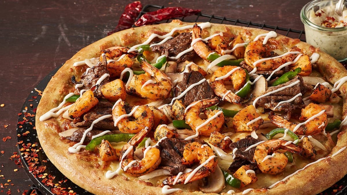 SG61 National Day Food Deals 2026: What Is Still Live in September, and What Ended on 31 August (Swensen's $18.61 Laksa Pizza, Springleaf Smash Burger, Pizza Maru Salted Egg)