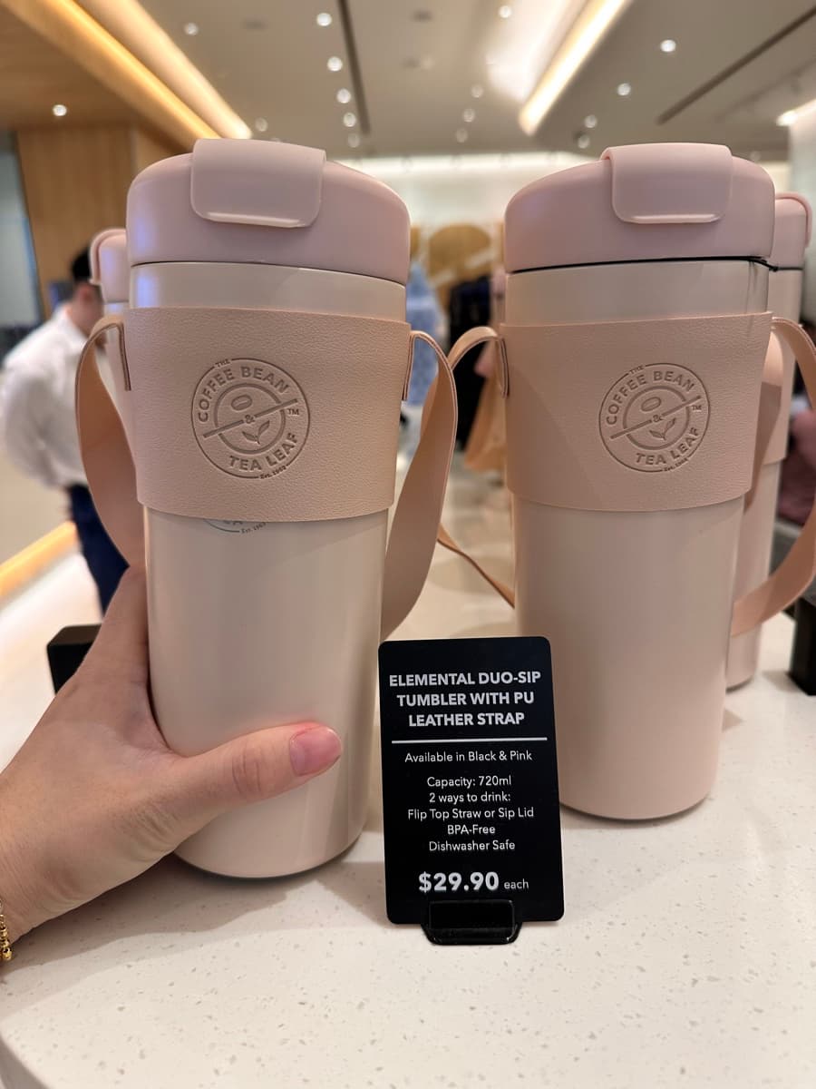 Elemental Duo-Sip Tumbler S$29.90 price tag and spec card — 720 ml, two drinking modes, BPA-free, dishwasher safe
