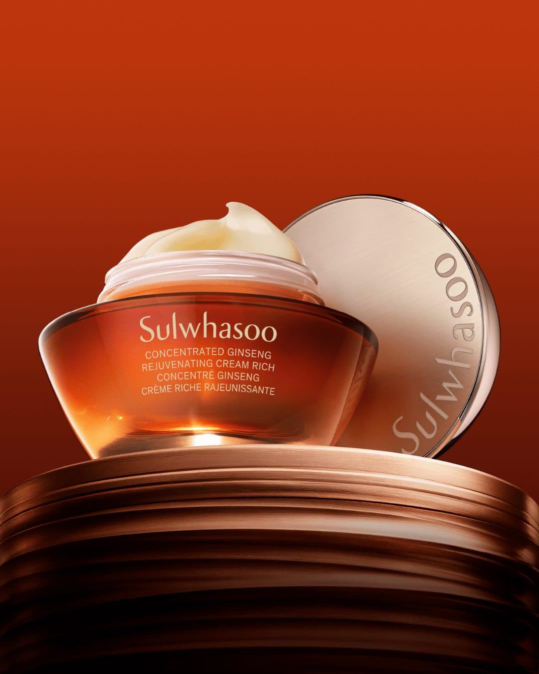 Sulwhasoo Concentrated Ginseng Rejuvenating Cream 60th anniversary showcase.