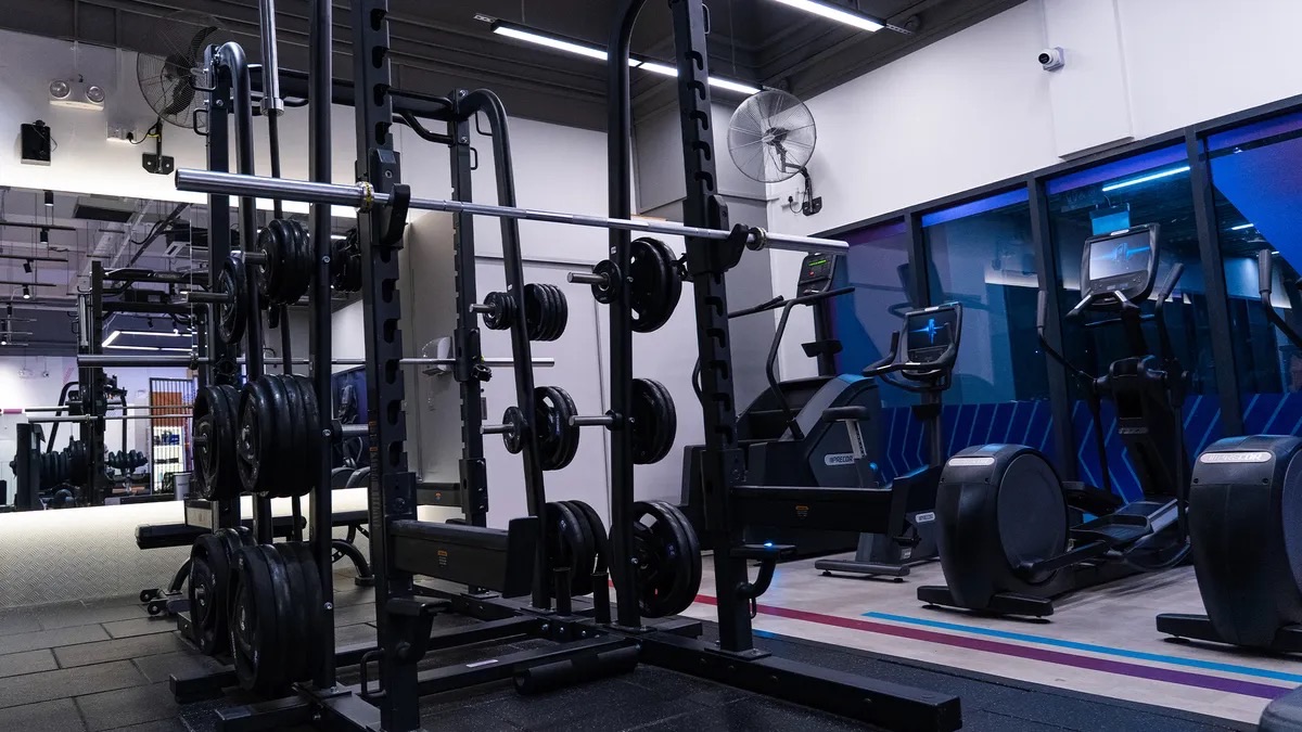 Anytime Fitness:24/7 便利,约每月 S$98-158