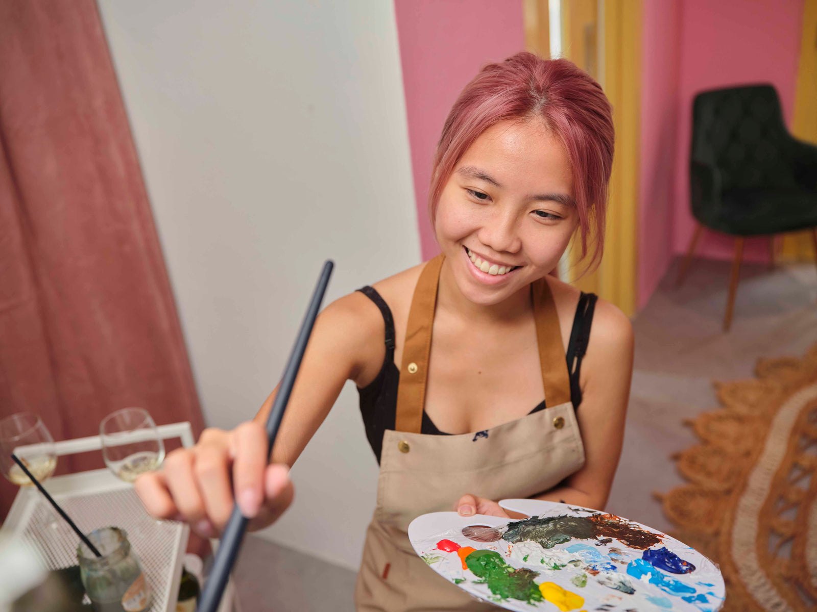 Paintblush — 新加坡最早的 Sip 'N' Paint,$49 art jam 含一杯饮料,距 Rochor 地铁站两分钟