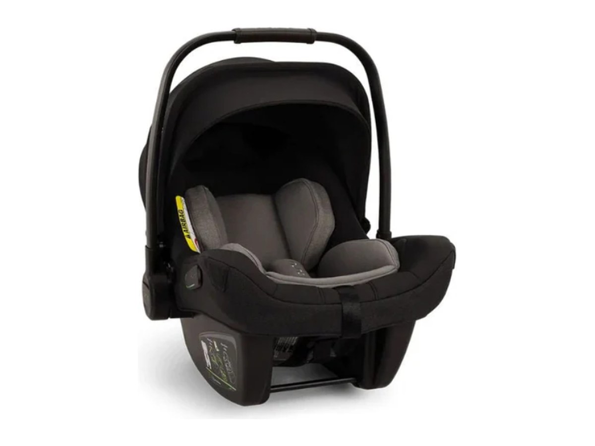 Nuna Pipa Next: 最轻的高端婴儿提篮, $399
