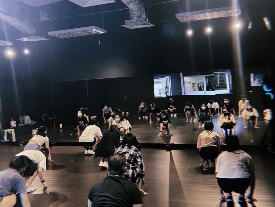 Converge Studios: 街舞与 K-pop 首选, 每堂 $17
