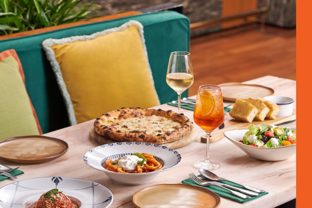 Publico Ristorante: Riverside, Pet-Friendly, and 2 Hours of Free Flow From $48++