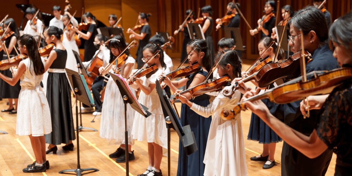 Mandeville Conservatory of Music — 古典路线,每一项收费都精确公开