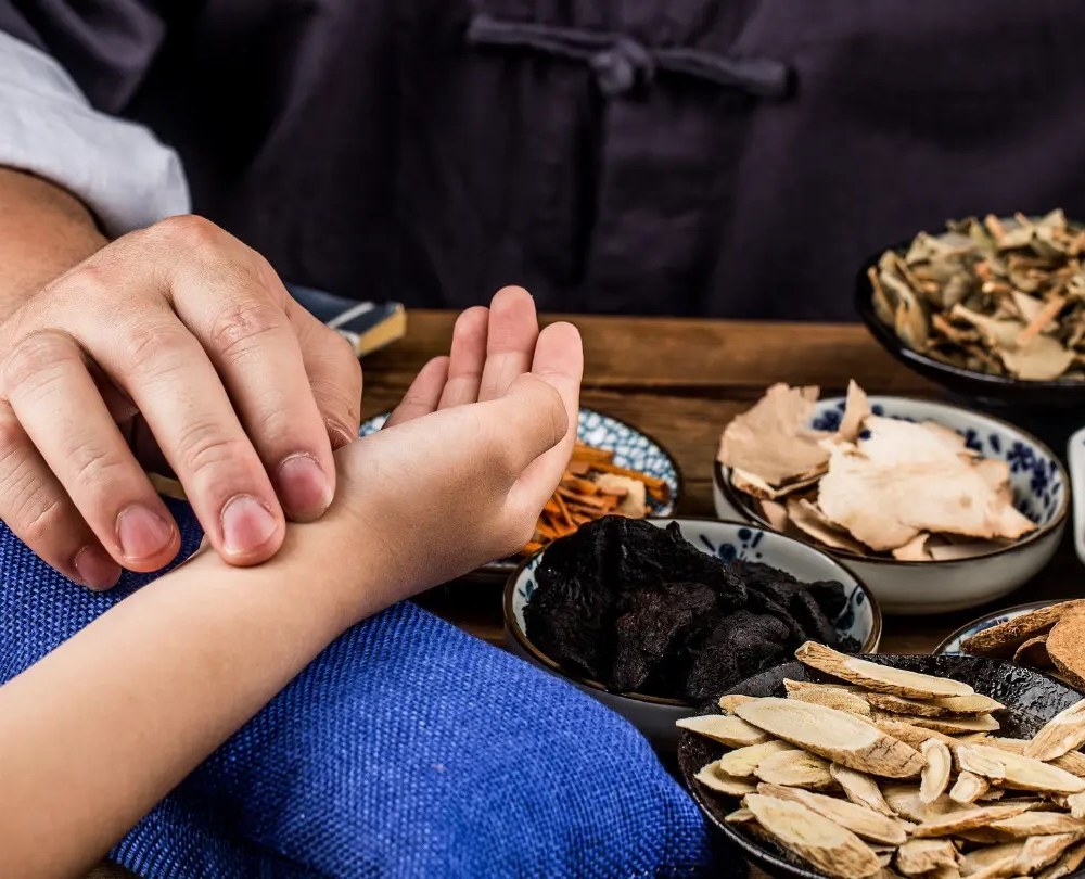 Thomson Chinese Medicine — Hospital-Backed, $108 Weekday Trial for New Patients