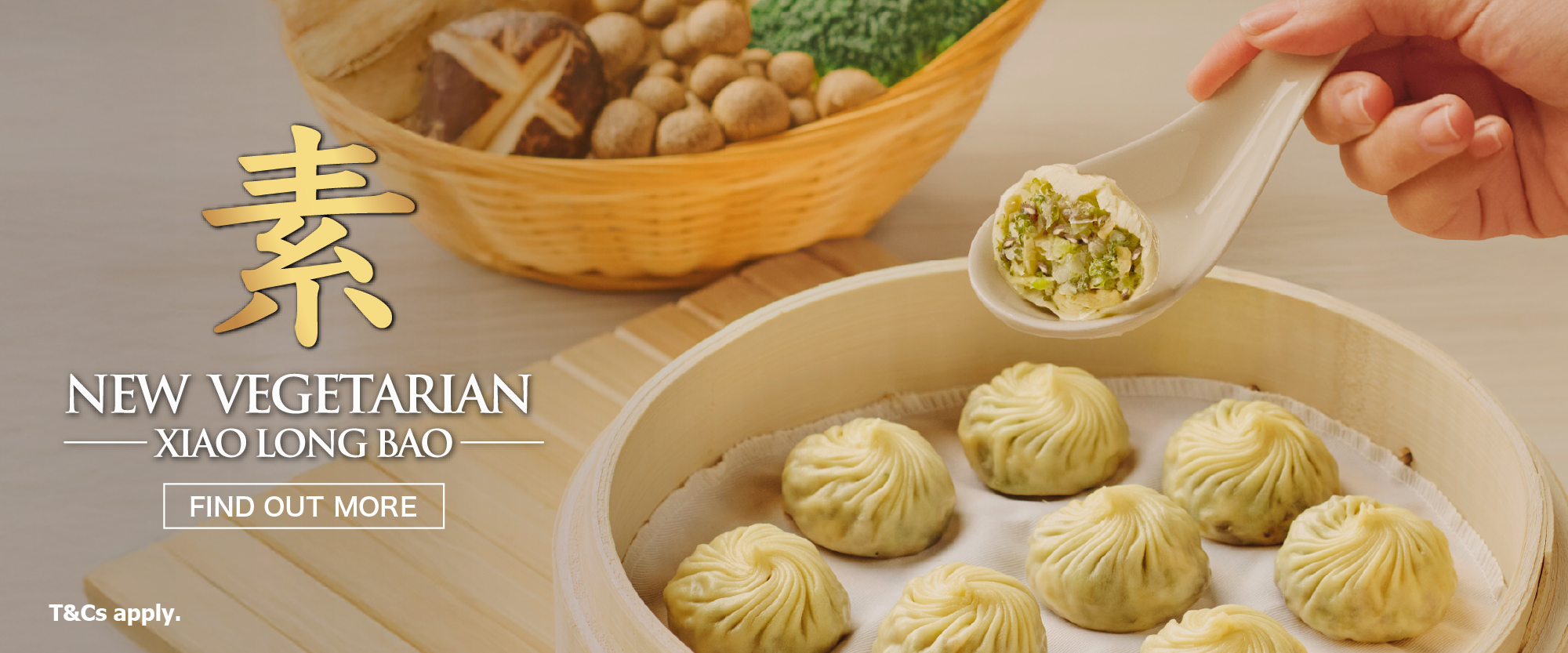 Din Tai Fung — The Benchmark: Precise 18-Fold Steamed Pork XLB, ~24 Outlets (OCBC 10% Off Chilli Crab XLB Till 31 Aug)