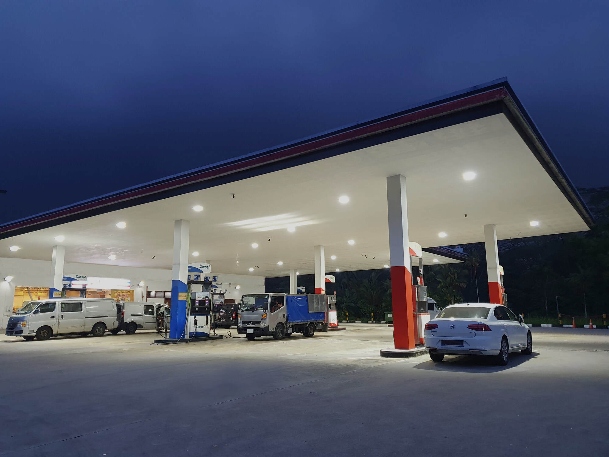 Smart Energy: $2.49/L for RON 95 on the Member Price, $2.36 Between Midnight and 6.30am, But Only Two Stations Sell Petrol