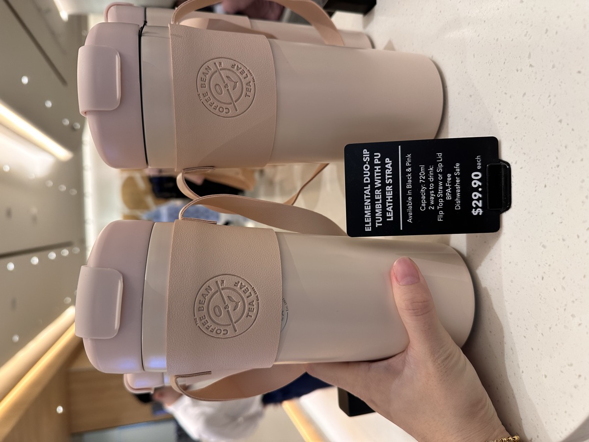 Elemental Duo-Sip Tumbler S$29.90 price tag and spec card — 720 ml, two drinking modes, BPA-free, dishwasher safe