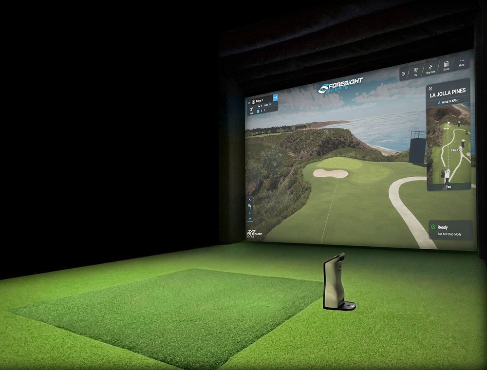 FLYT Golf (Pasir Panjang): private 24/7 studio from $30 an hour