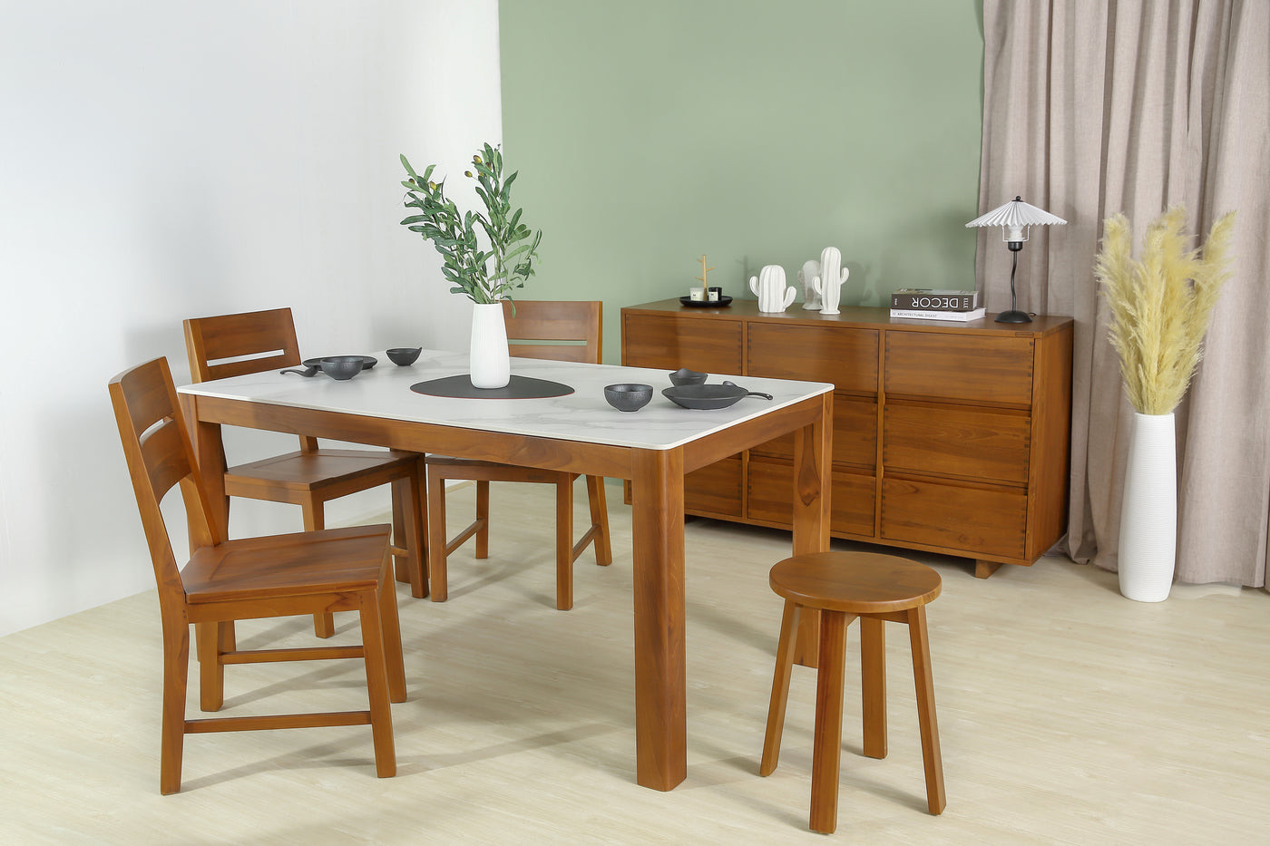 Scanteak — 柚木专家,夏季特卖至 8 月 30 日(餐桌 $599,原价 $1,349)