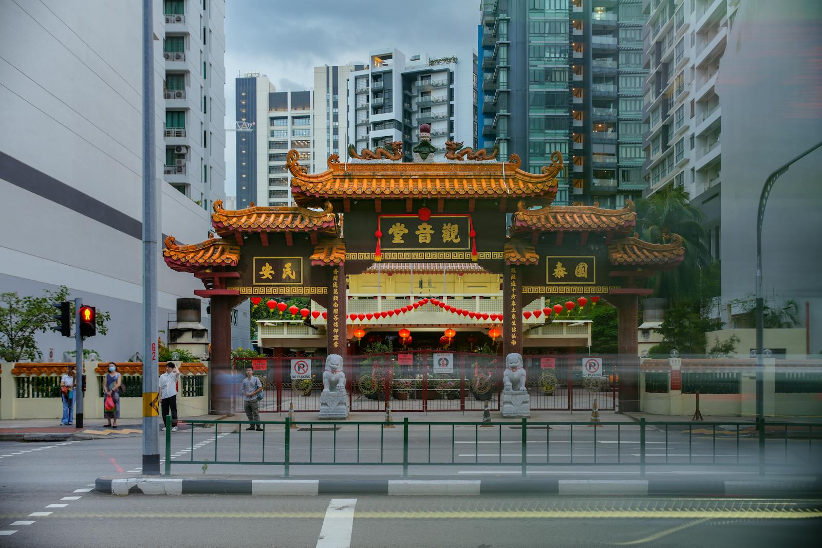 Hong Heng Fried Sotong Prawn Mee — Tiong Bahru Market