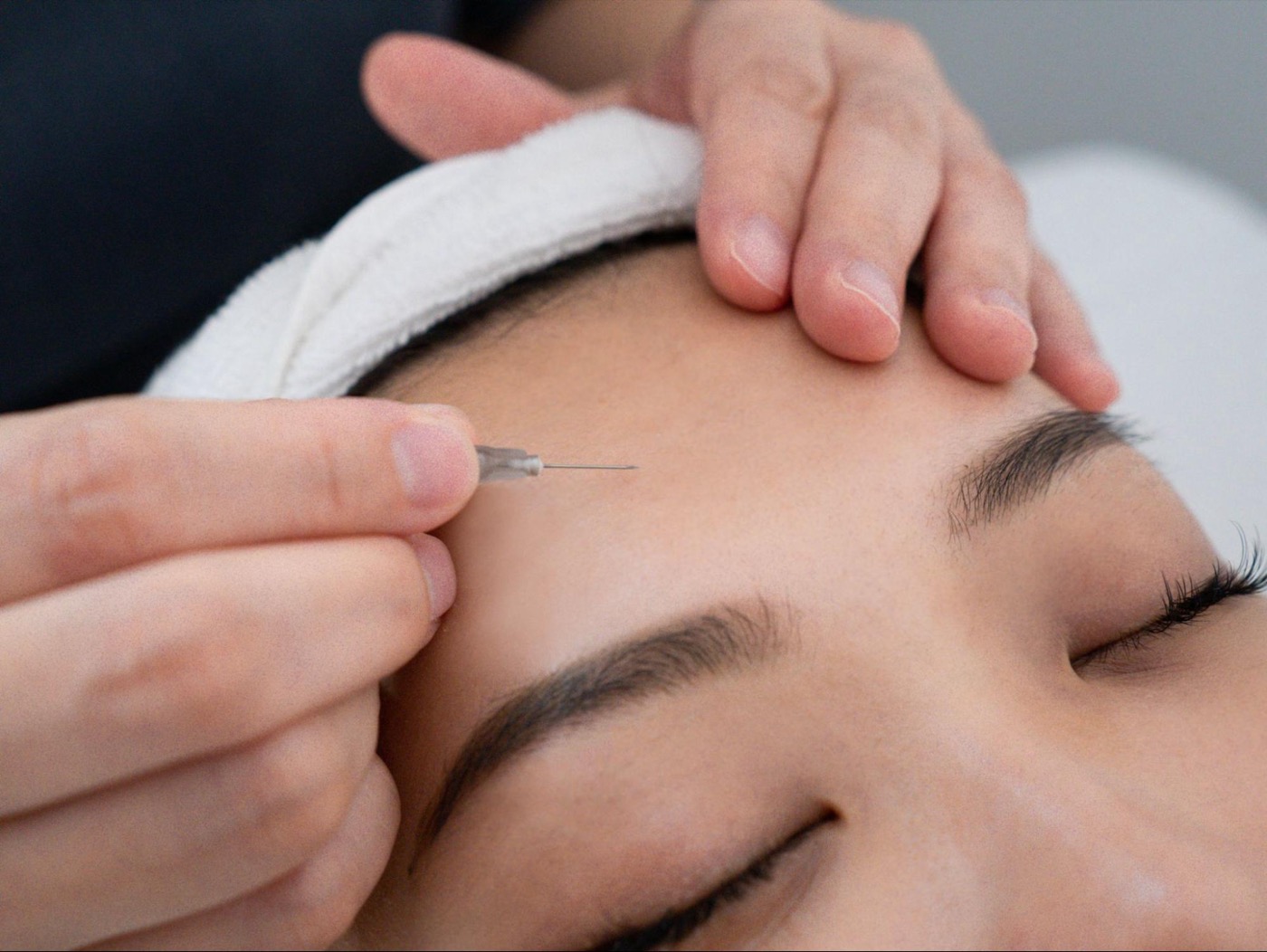 Indulgence Beauty — Signature Acne Treatment Facial, First Trial $93 (International Plaza)