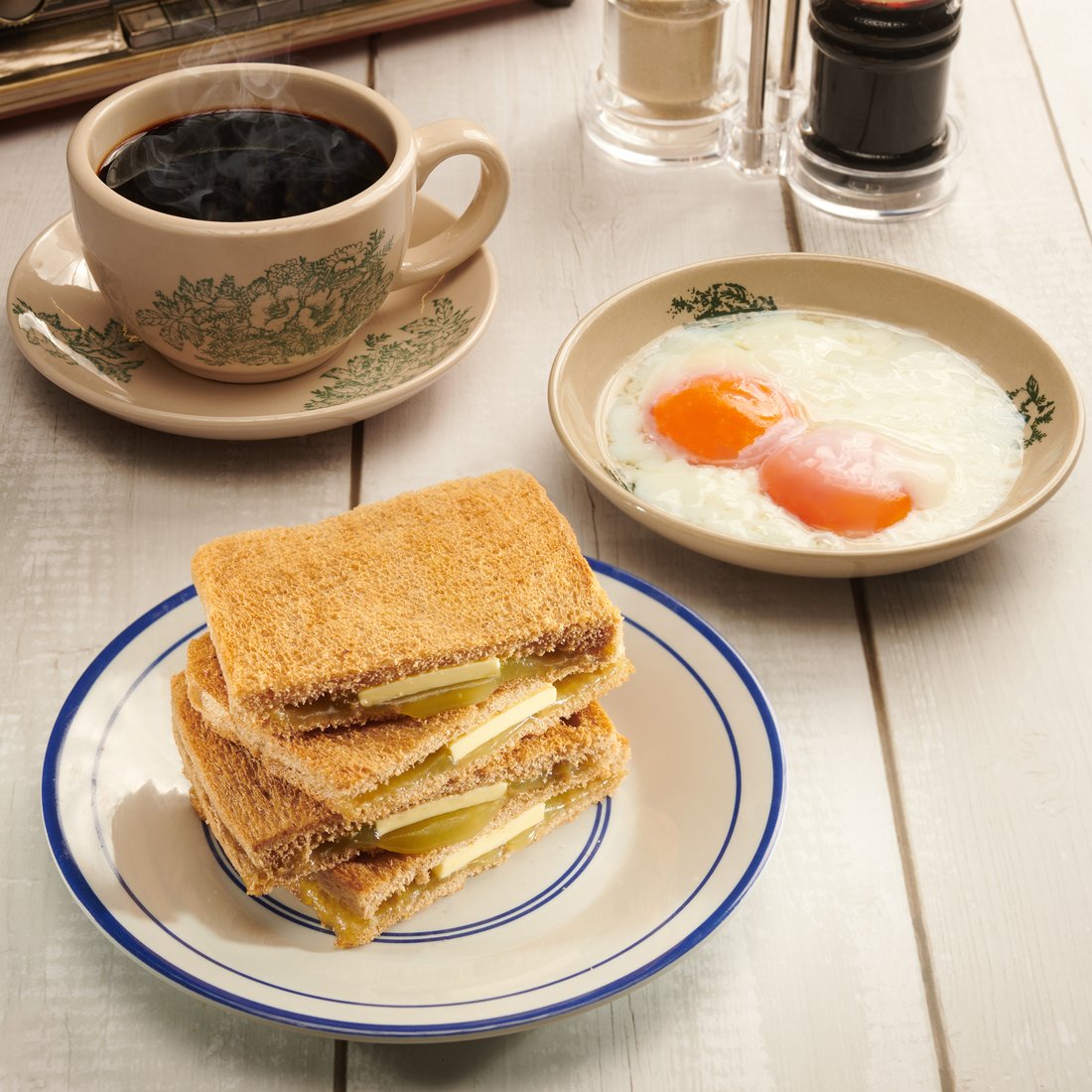 Wang Cafe / Heavenly Wang: Convenience-Oriented Local Chain