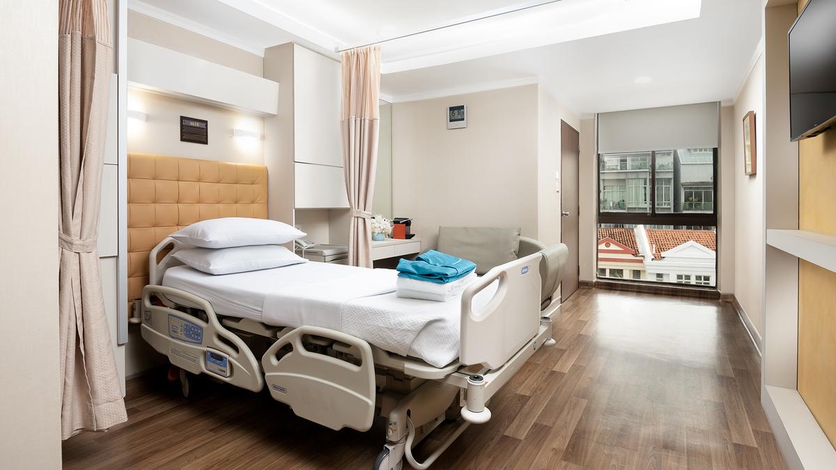 Parkway East Hospital: the cheapest private hospital on MOH's actual bill data, in every single room class