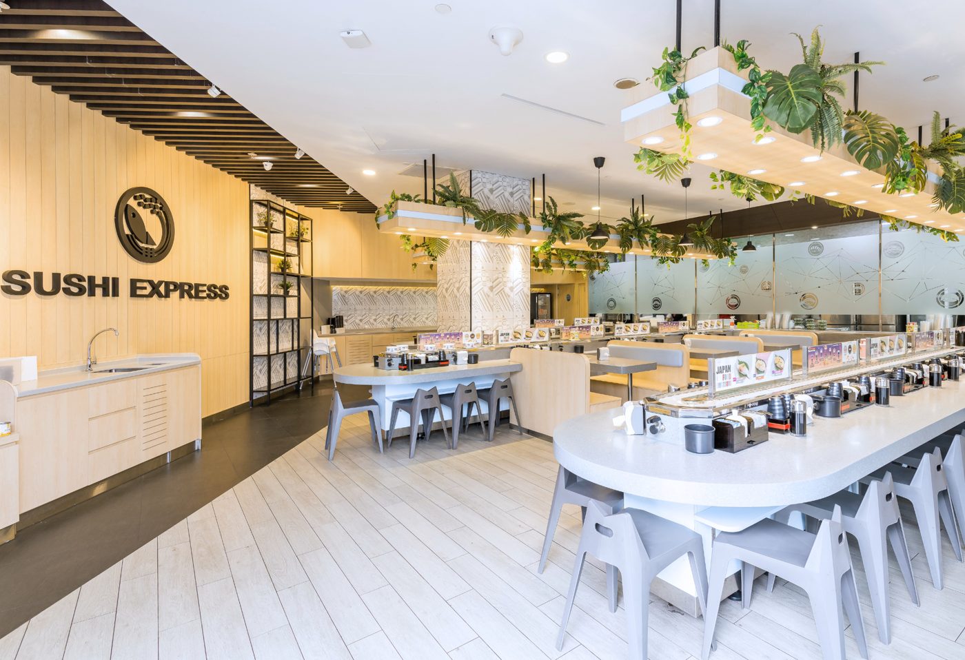Sushi Express:天天最便宜,全岛白盘 $1.50++,另有 $3++ Salmon Elevated 系列