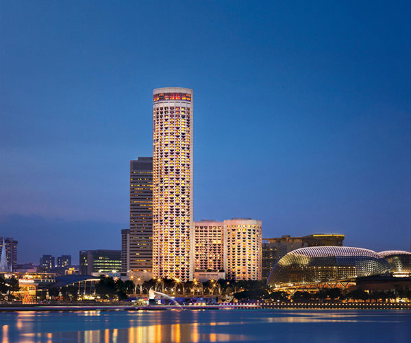Swissotel The Stamford — Premium Marina Bay Rooms up to the 65th Floor