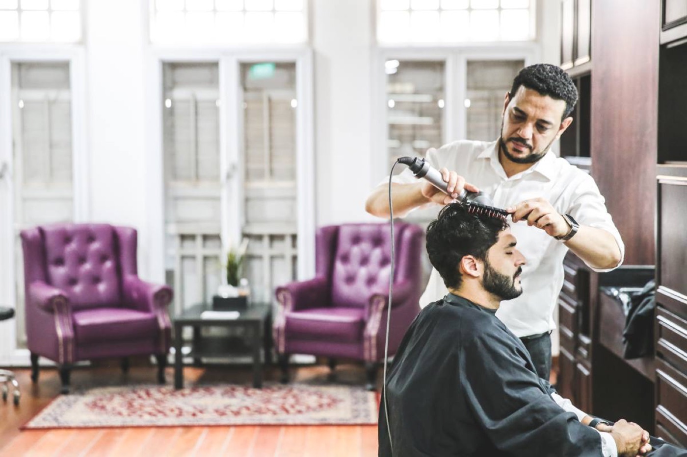 The British Barbers(牛车水)
