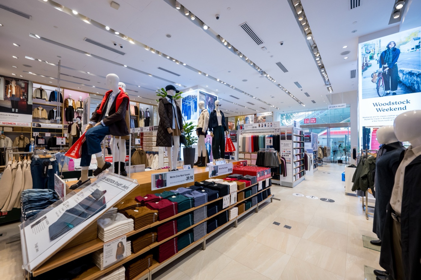 Uniqlo + Zara: Fast Fashion Anchor Brands