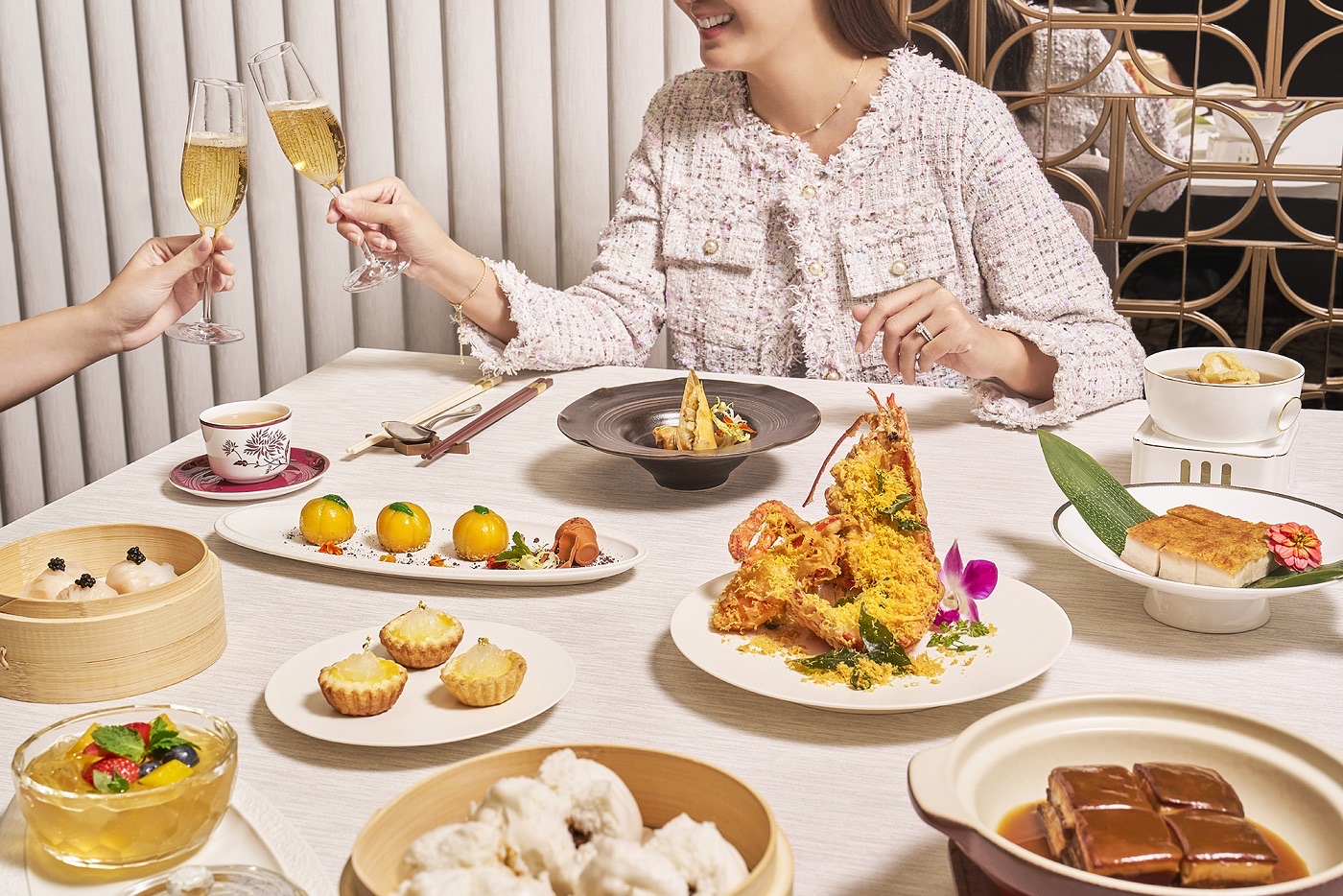 瑞吉酒店欣燕亭: 酒店档周末点心早午餐(每人 S$168++ 起)